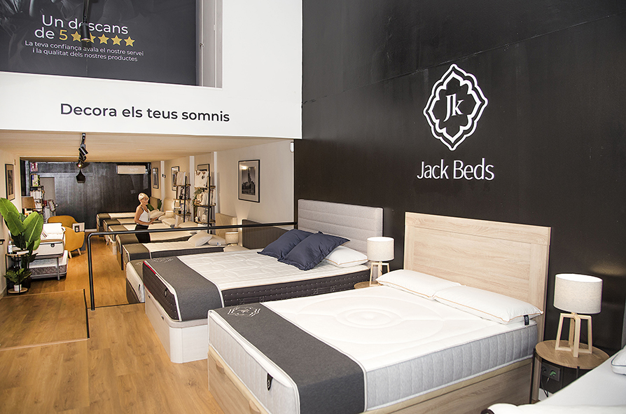 02-Jack Beds
