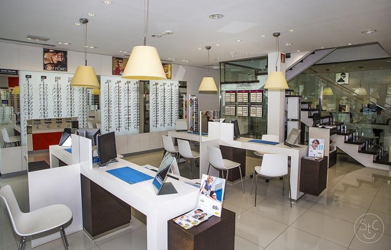 286_large_1525940100-Optica Universitaria-02